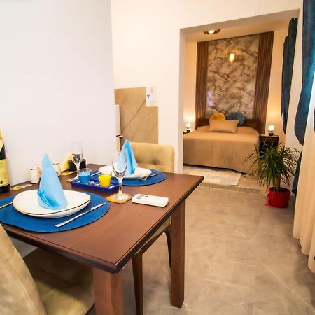 Simo Apartments Airport Подгорица Стая снимка
