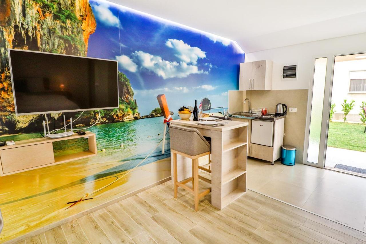 Simo Apartments Airport Подгорица Екстериор снимка