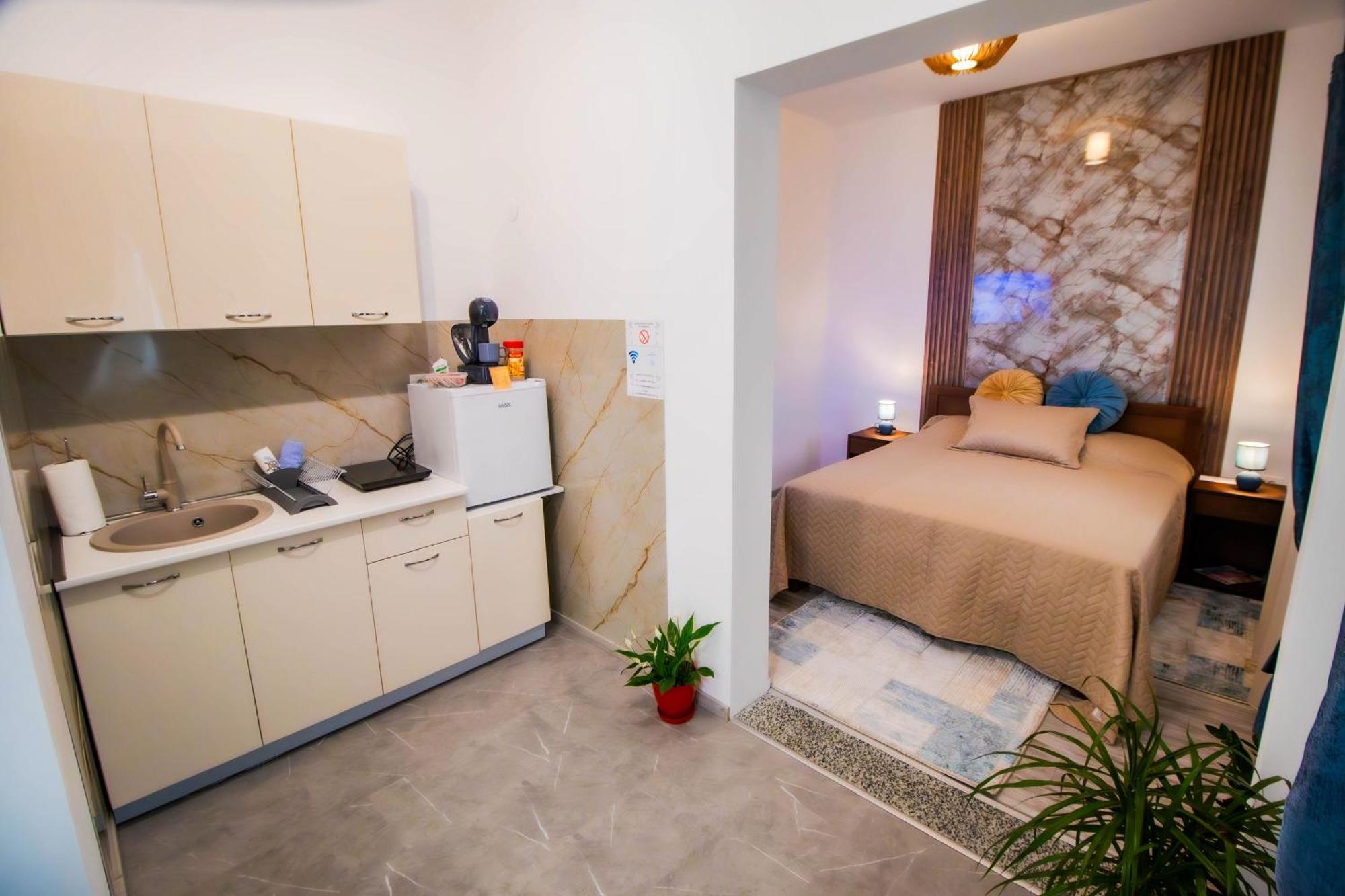 Simo Apartments Airport Подгорица Екстериор снимка
